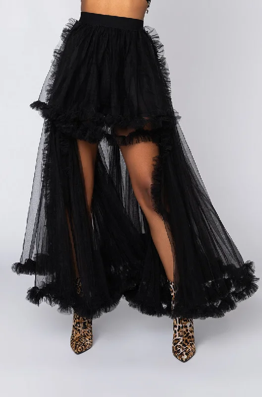 QUEEN ESSENTIALS HIGH LOW SKIRT BLACK lace skirt intricate