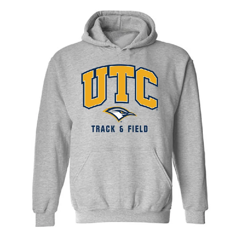 UTC - NCAA Women's Track & Field : Ava Mcgue - Classic Shersey Hooded Sweatshirt Hoodie with Thumb Holes Functional Cozy