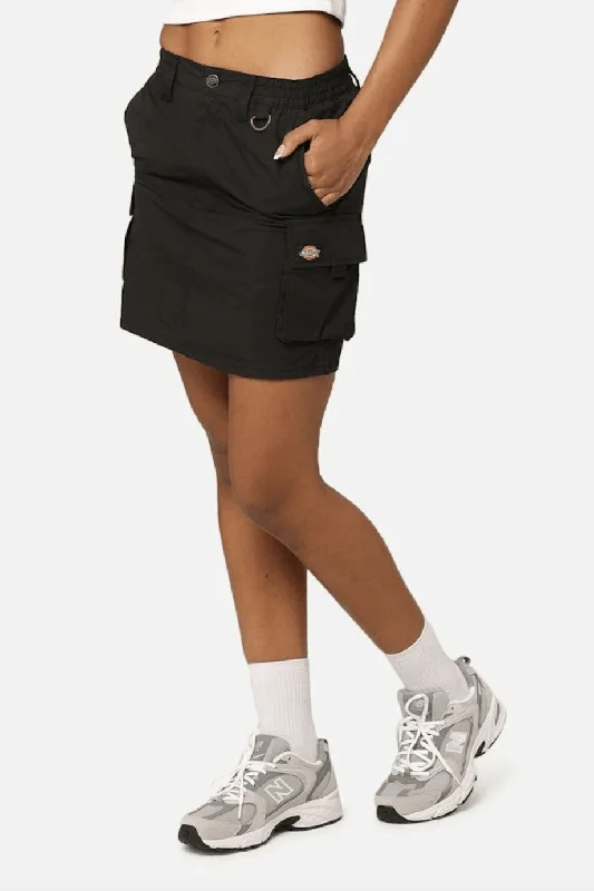 DICKIES EDINBURGH CARGO MINI SKIRT - BLACK tiered skirt playful