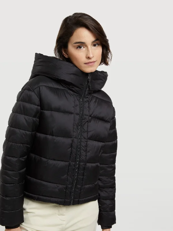 Short Puffer Jacket Tiered Jacket Buttoned Jacket Zippered Jacket
