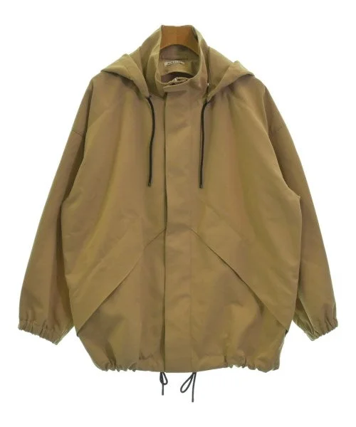 AURALEE Mountain parka Double-Pocket Quilted Parka