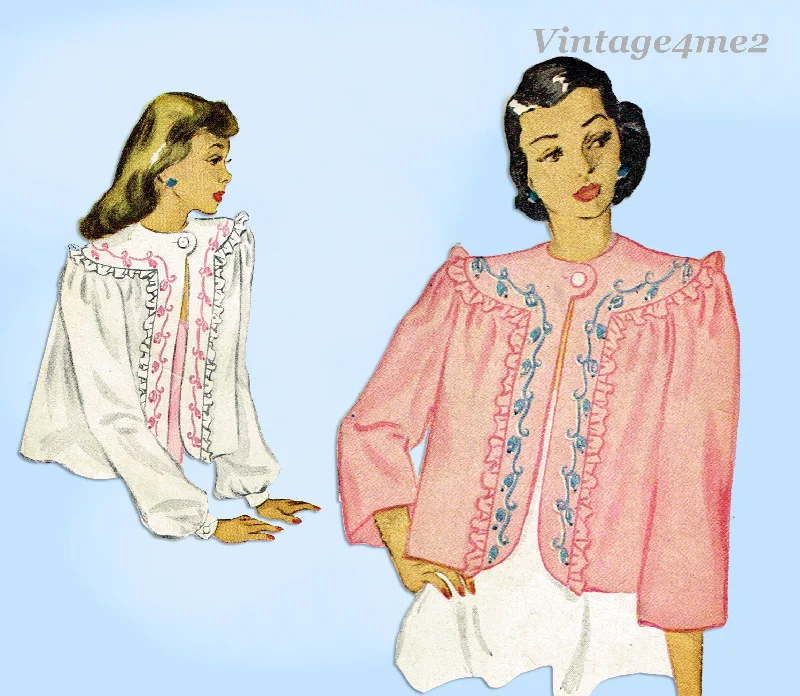 1940s Vintage McCall's Sewing Pattern 1335 Uncut Misses Bedjacket Size Small Zip Front Button Front Snap Front