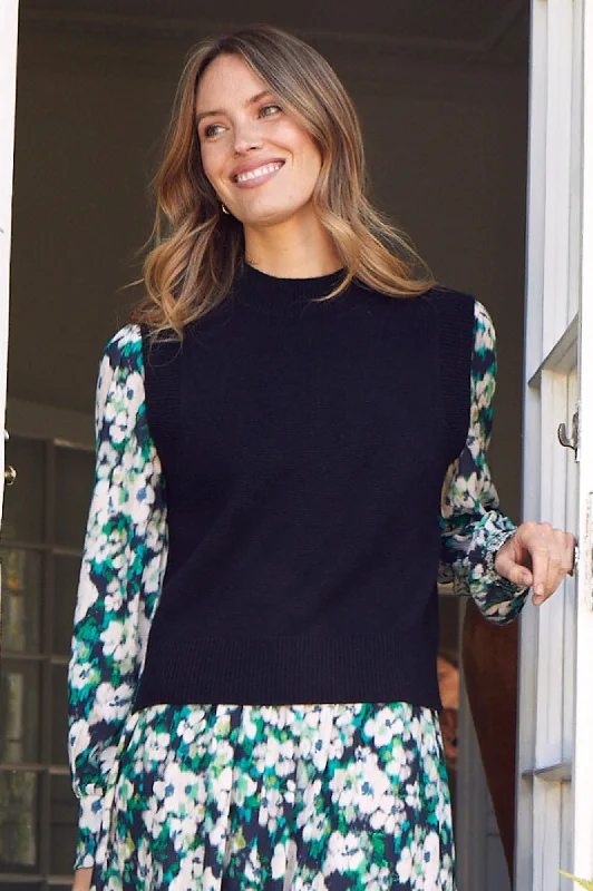 Merino Wool Knitted Short Tank | Black lace tank top