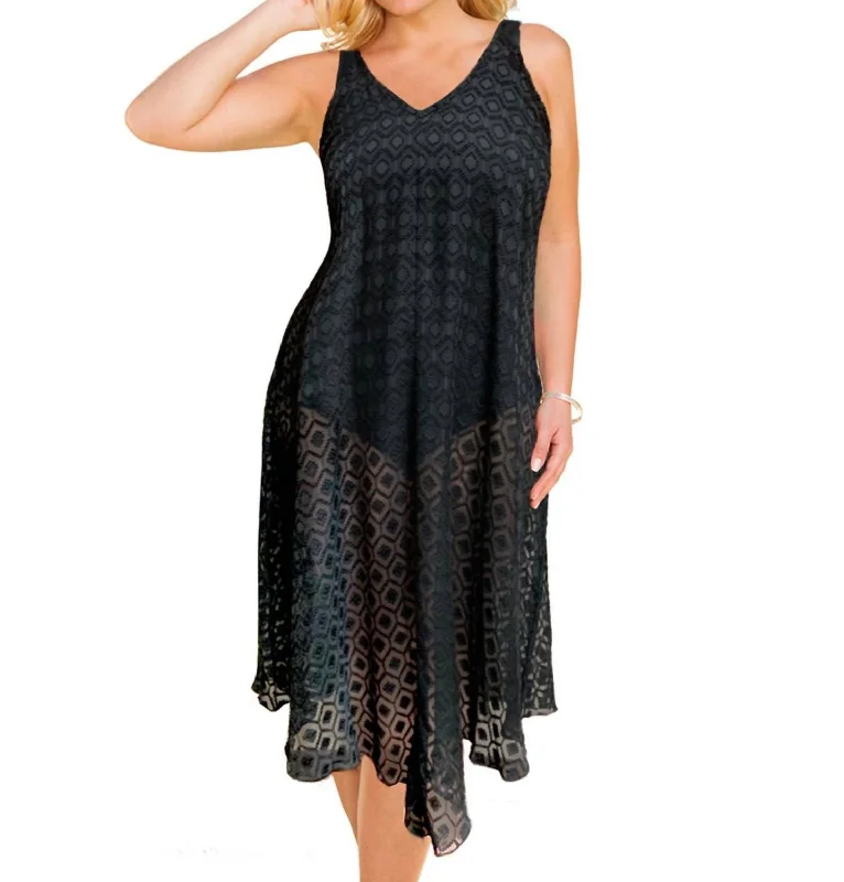 Plus Size V-Bottom Cover Up Dress In Afm Black Tunics Chic fashionable
